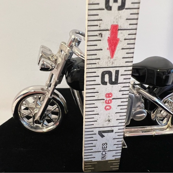 Fossil Limited Edition Motorcycle Timepiece Desk Clock Watch w/ Original Box - Picture 16 of 16